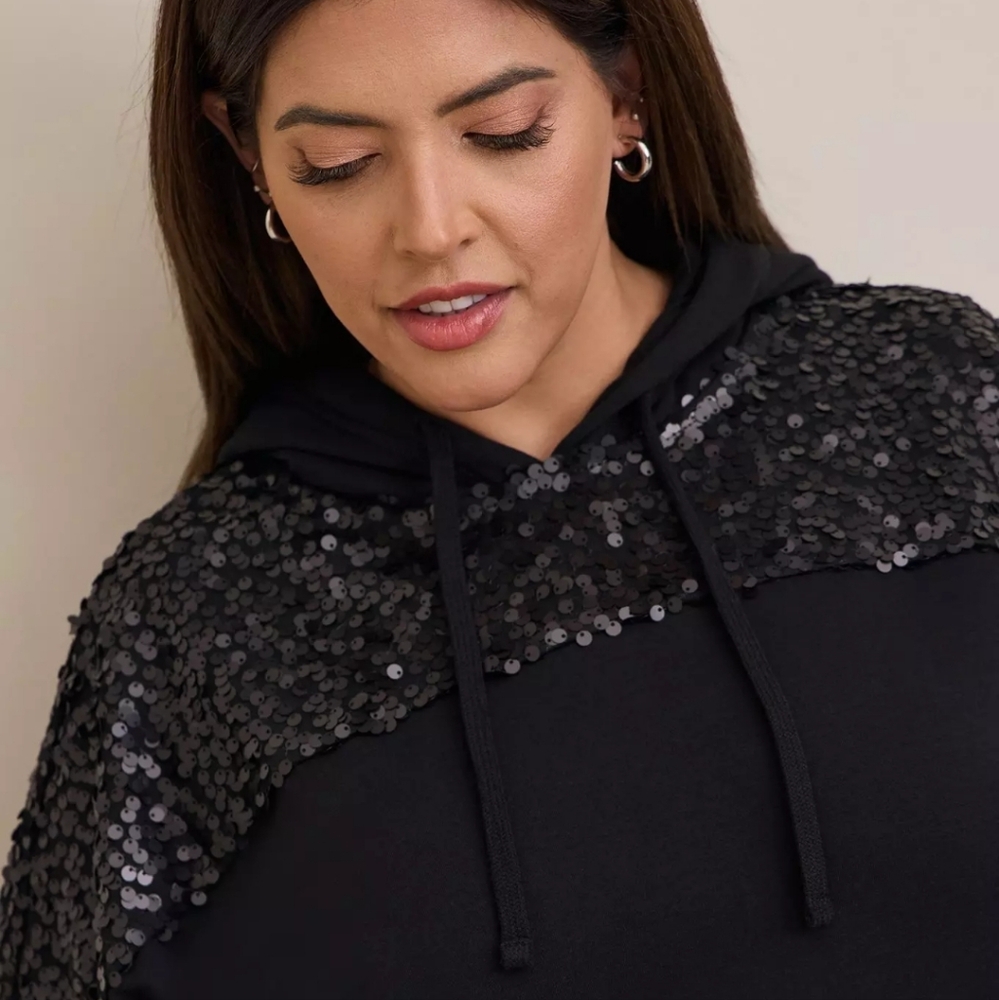 NEW Torrid Relaxed Sequin Hoodie Size 4 NWT - Picture 5 of 11